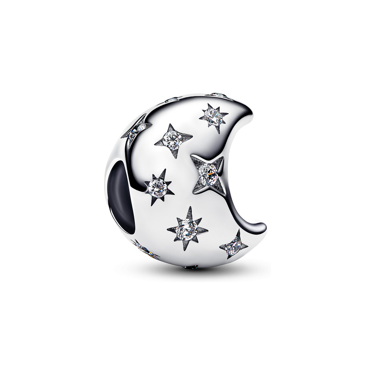 Pandora Anhängeschmuck aus 925er Silber in Form einer Mondsichel mit insgesamt elf sternförmig gefassten Zirkonia Steinen.