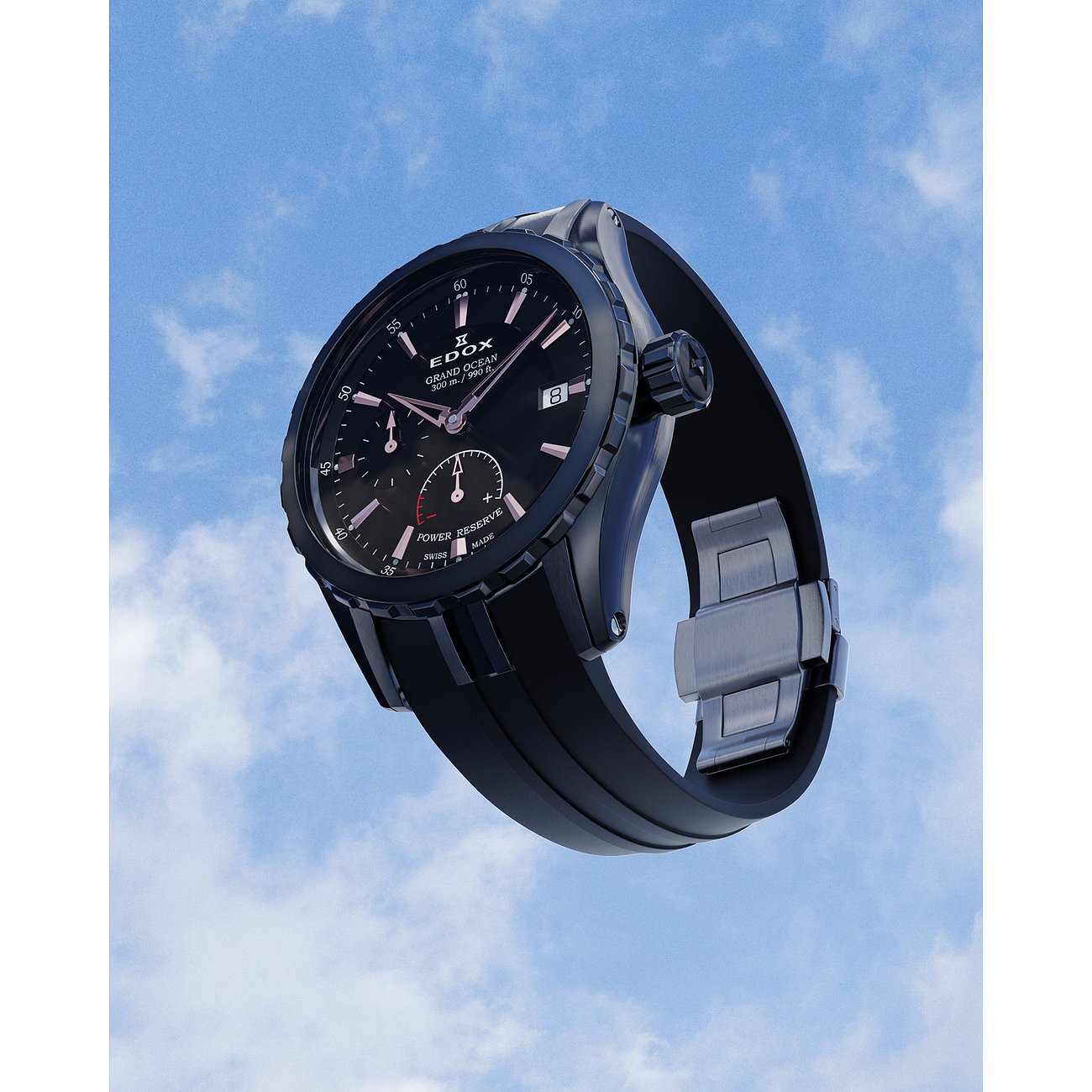 Die Edox Herrenuhr aus schwarzem Edelstahl und Aluminium, mit schwarzem Zifferblatt, schwebt vor blauem Himmel.