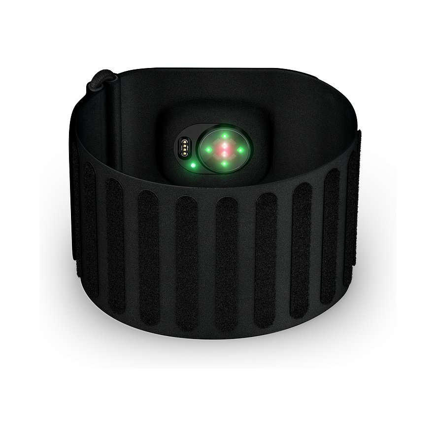 Close-up eines schwarzen Kunststoff-Activitytrackers von Garmin mit leuchtenden grünen und roten Sensoren.