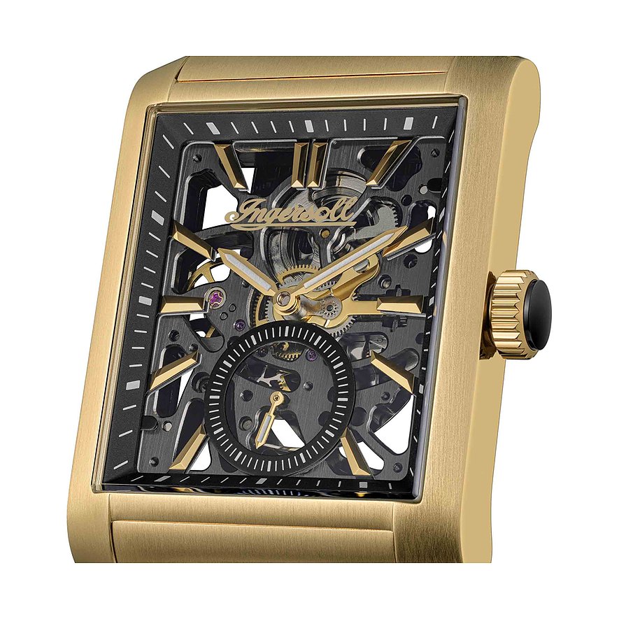 Nahaufnahme einer eckigen Ingersoll Herrenuhr aus goldfarbenem Edelstahl mit schwarzem Skelettzifferblatt.