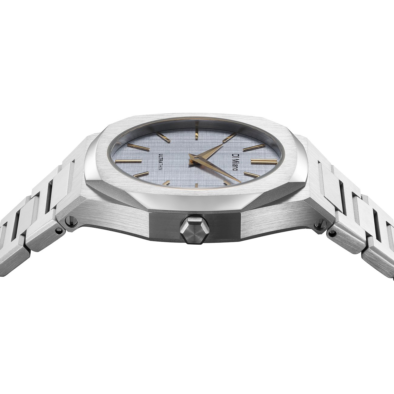 Orologio da donna D1 Milano con cassa e bracciale in acciaio inossidabile color argento, visibile obliquamente dall'alto.