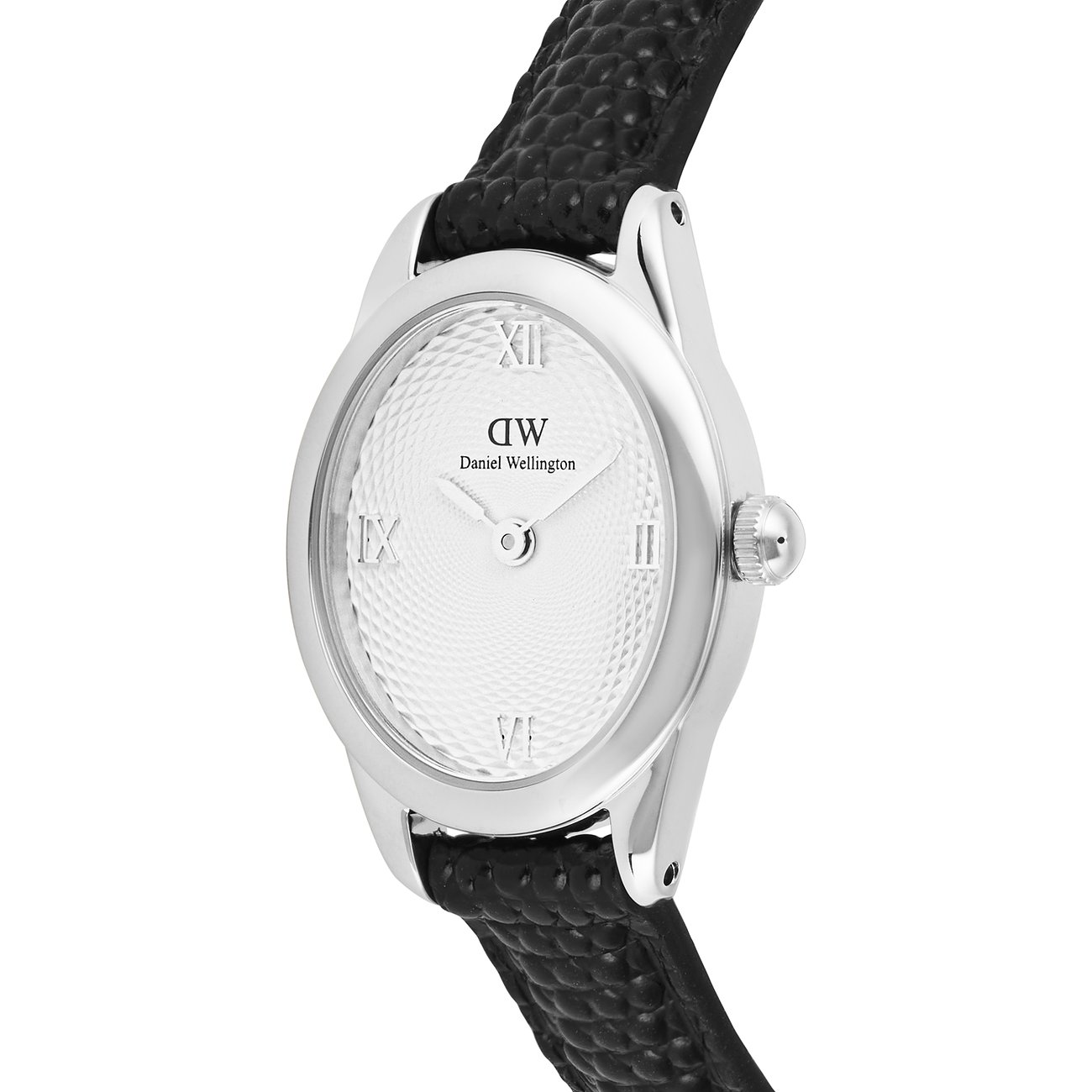 Daniel Wellington Damenuhr mit silberfarbenem Gehäuse, weißem Zifferblatt mit römischen Ziffern und schwarzem Lederarmband.