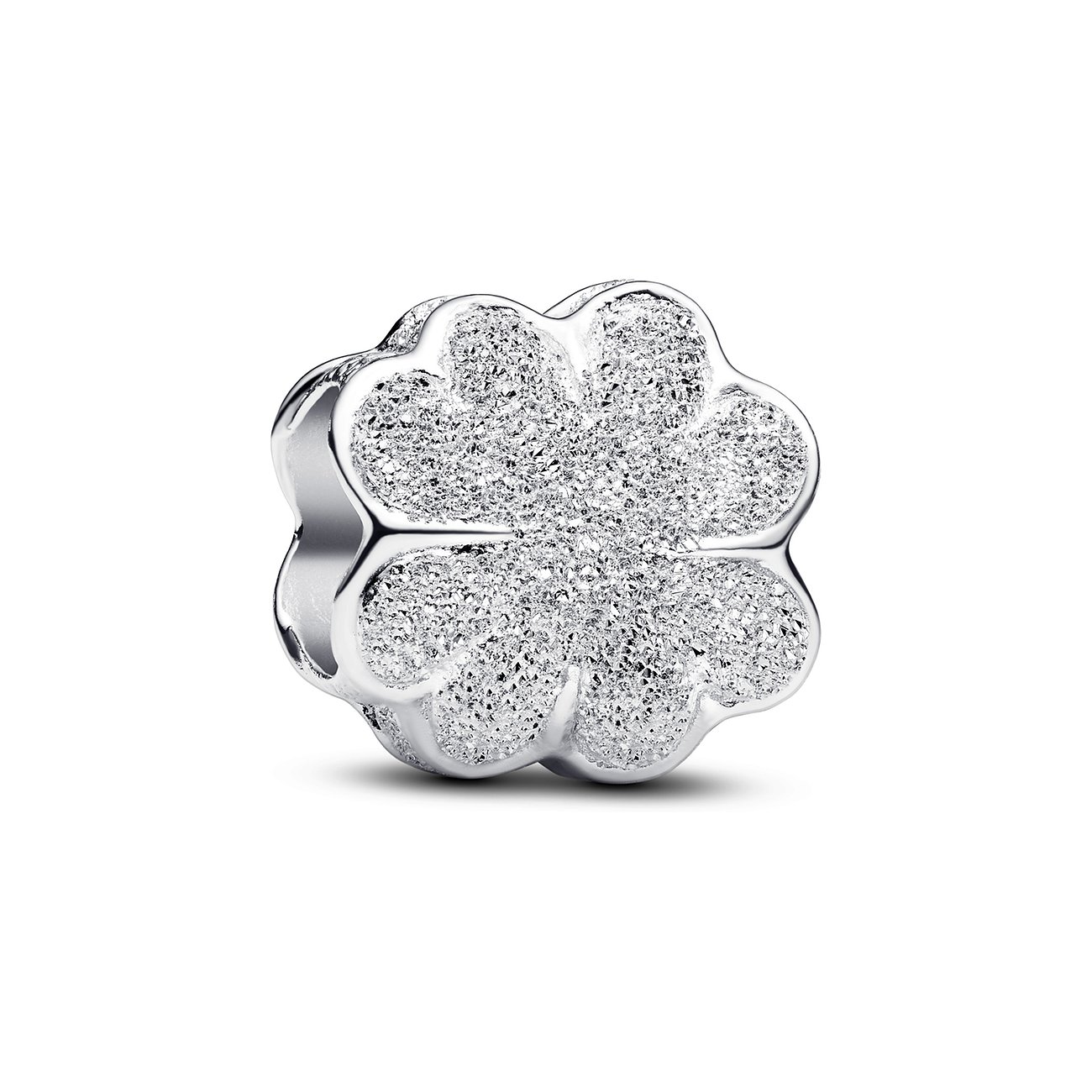 Pandora Herz-Charm aus 925er Silber in Form eines Blütenblattes, besetzt mit vielen kleinen, glitzernden Schmucksteinen.