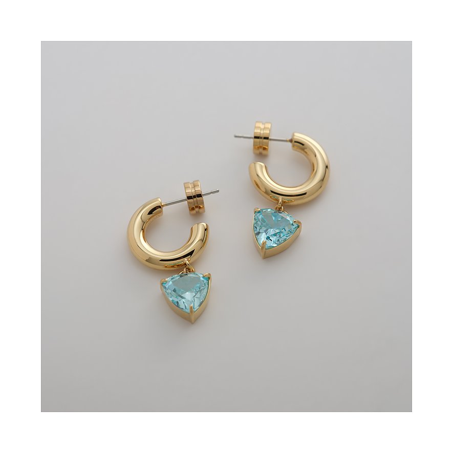 Guido Maria Kretschmer Ohrschmuck aus goldfarbenem Edelstahl mit hellblauen Zirkonia Farbedelsteinen.