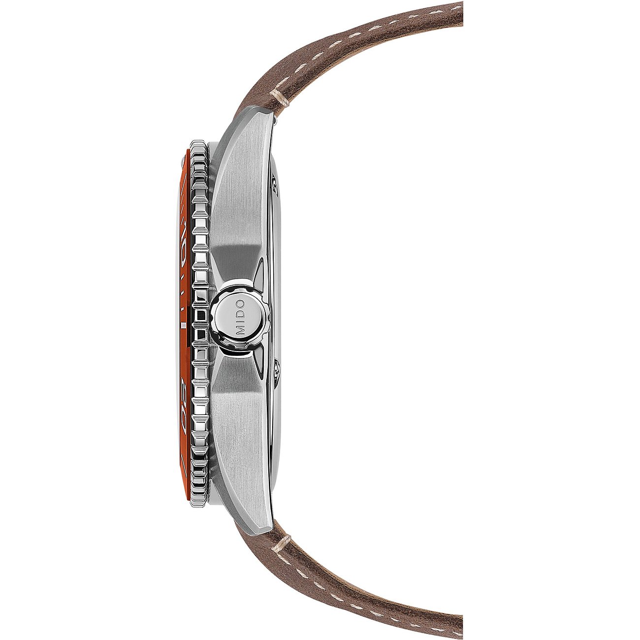 Seitenansicht der Mido Herrenuhr aus Edelstahl mit braunem Lederarmband und oranger Lünette.