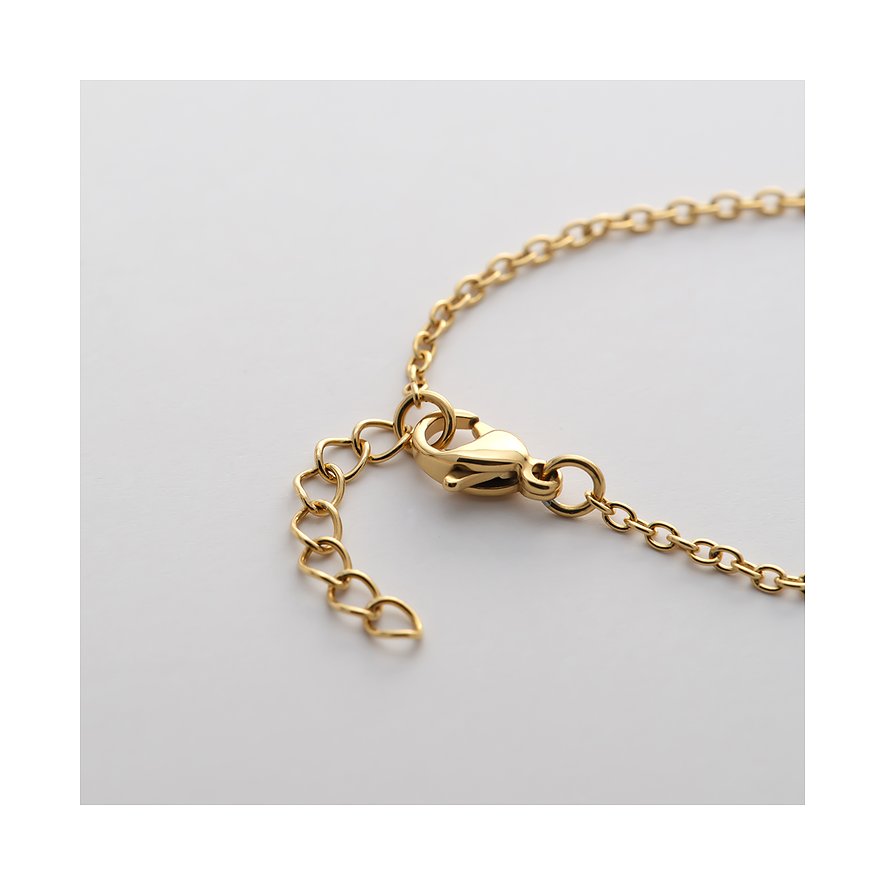 Detailaufnahme des Verschlusses eines goldenen Armschmucks der Marke FAVS Little Friends aus Edelstahl.