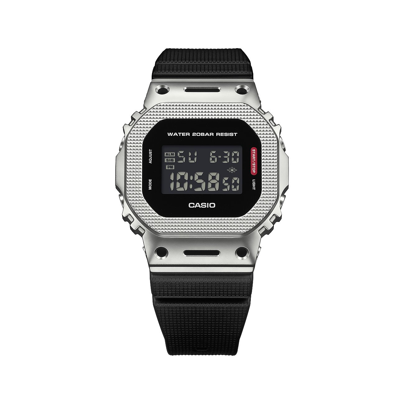 Casio Herrenuhr aus Resin mit quadratischem digitalen Zifferblatt und schwarzem Armband, Water Resist 20 bar.