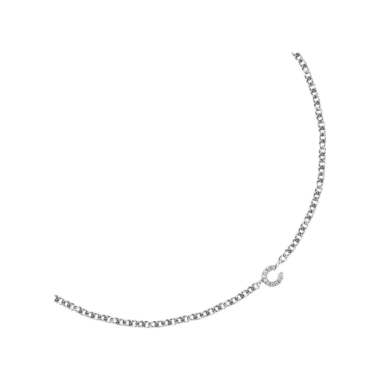FAVS Armband i 925 silver, kedjan bildar bokstaven C, prydd med färgade zirkonia-stenar.