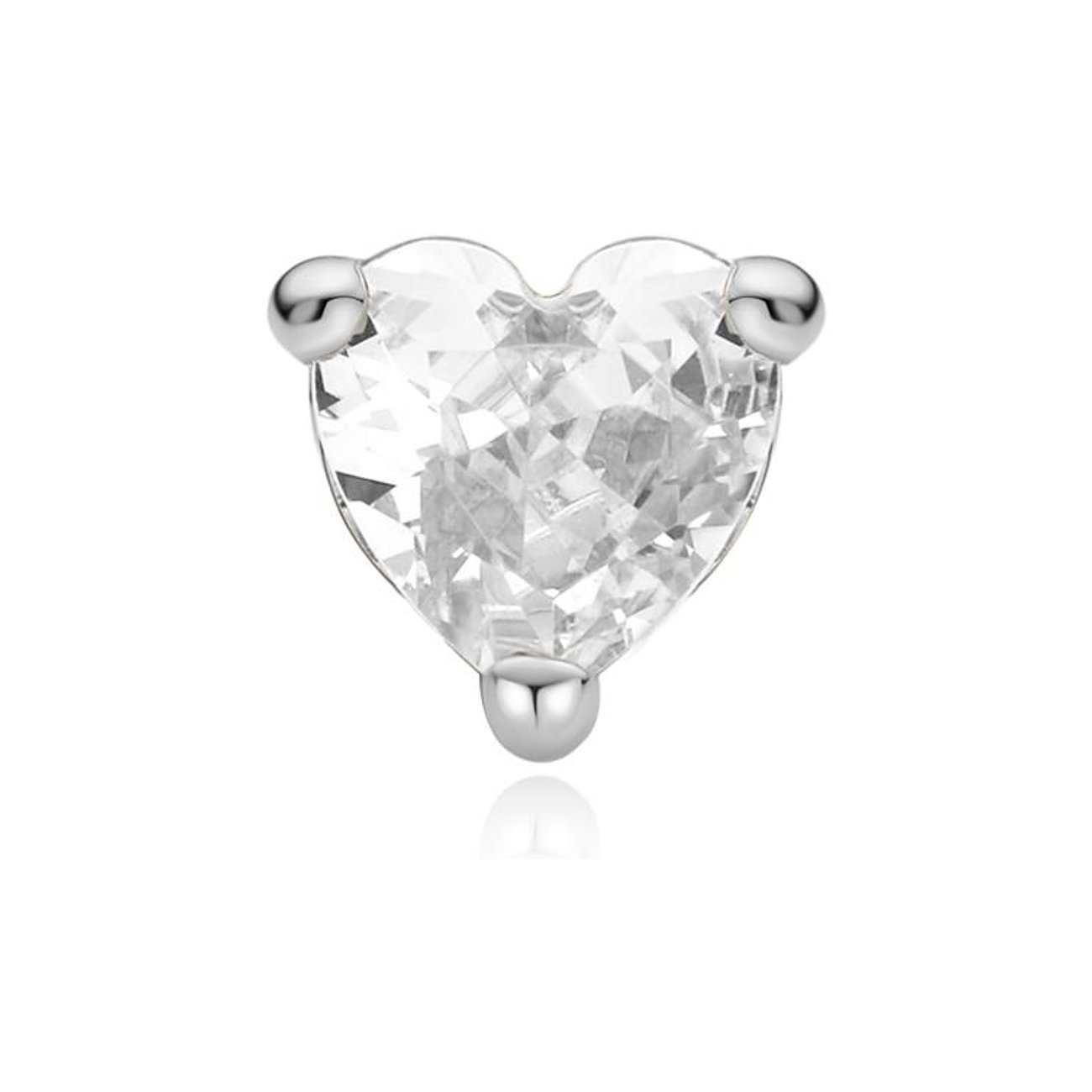 Ania Haie silberner Ohrschmuck mit herzförmigem Zirkonia in einer Krappenfassung.