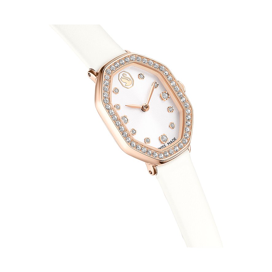 Nahaufnahme einer Swarovski Unisexuhr aus Edelstahl mit roségoldfarbenem Gehäuse, weißem Band und Swarovski-Kristallen.