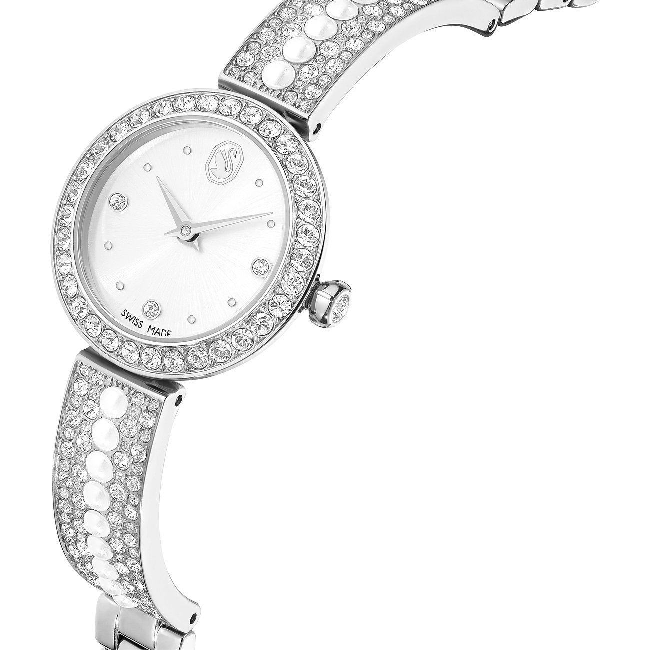 Swarovski Unisexuhr aus Edelstahl mit funkelnden Swarovski-Kristallen auf Zifferblatt und Armband, schräg von oben leicht nach links gekippt.