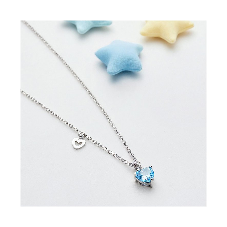 Engelsrufer halsband i rostfritt stål med ljusblå hjärtformad zirkoniasten och litet hjärthänge.