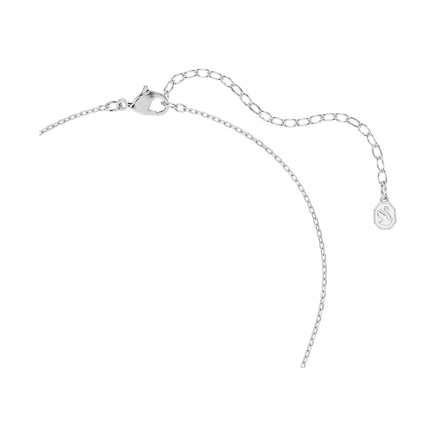 Nahaufnahme der Rückseite einer Swarovski Halskette aus Metall mit Karabinerverschluss und Verlängerungskette.
