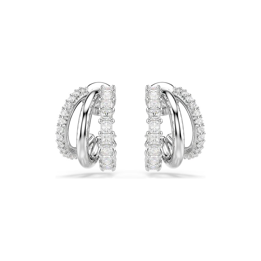 Ein Paar Swarovski Ohrringe aus Metall mit klaren Farbsteinen in verschiedenen Schliffen, in einer gebogenen Form angeordnet.