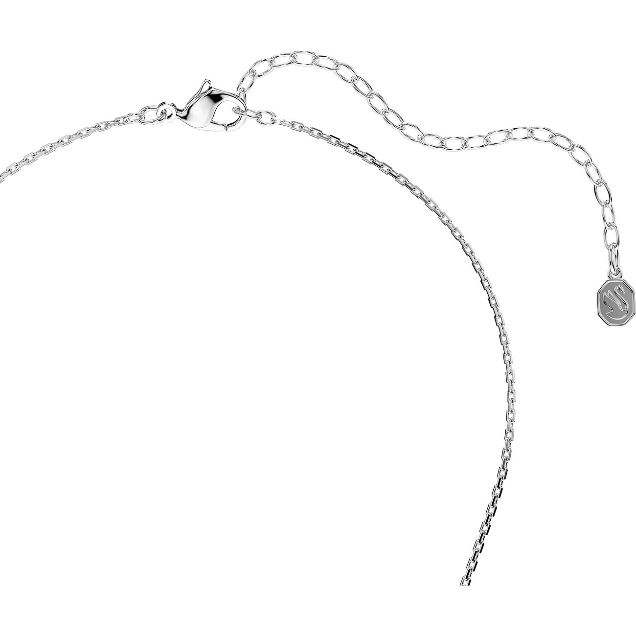 Detailaufnahme der Kette der Swarovski Halskette aus Metall mit Karabinerverschluss und Verlängerungskette.