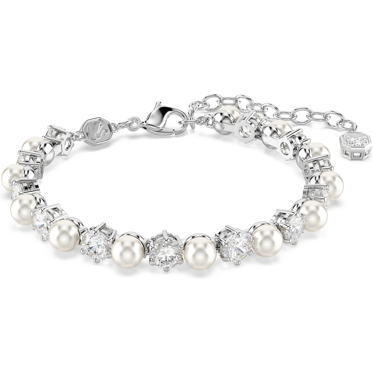Swarovski Armband aus Metall mit runden, weißen Swarovski-Kristallen und Perlen, offen liegend.