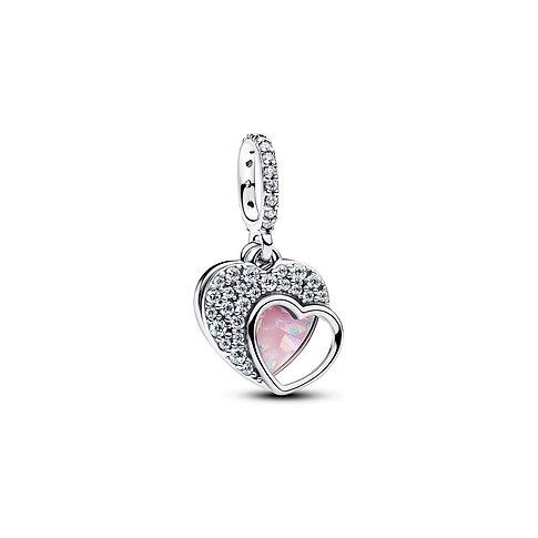 Pandora Anhängeschmuck aus 925er Silber: Herz-Charm mit pavé-gefassten Zirkonia und einem rosa Opal-Herz innen.