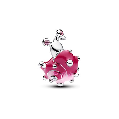 Pandora Anhängerschmuck aus Silber und rosafarbener Emaille, besetzt mit Zirkonia, detailreiche Nahaufnahme.