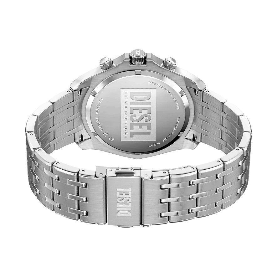 Bakifrån av Diesel herrklocka i rostfritt stål med stängt viklås som visar Diesel-logotypen.