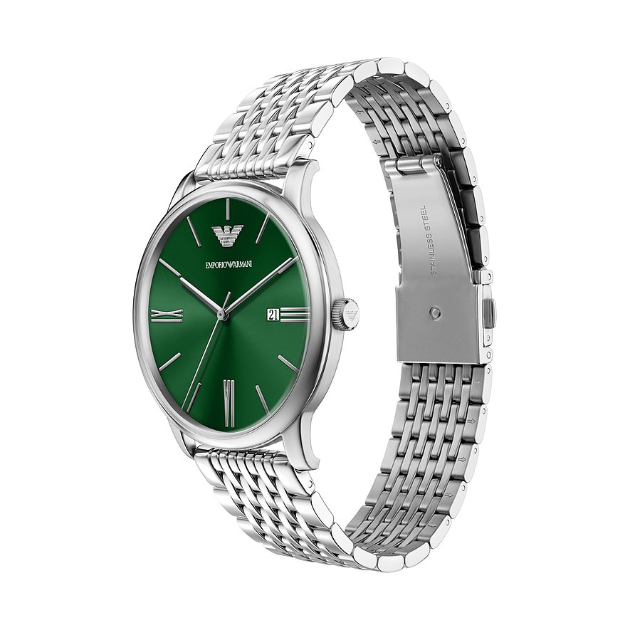 Montre Emporio Armani en acier inoxydable, cadran vert, aiguilles et chiffres romains argentés.