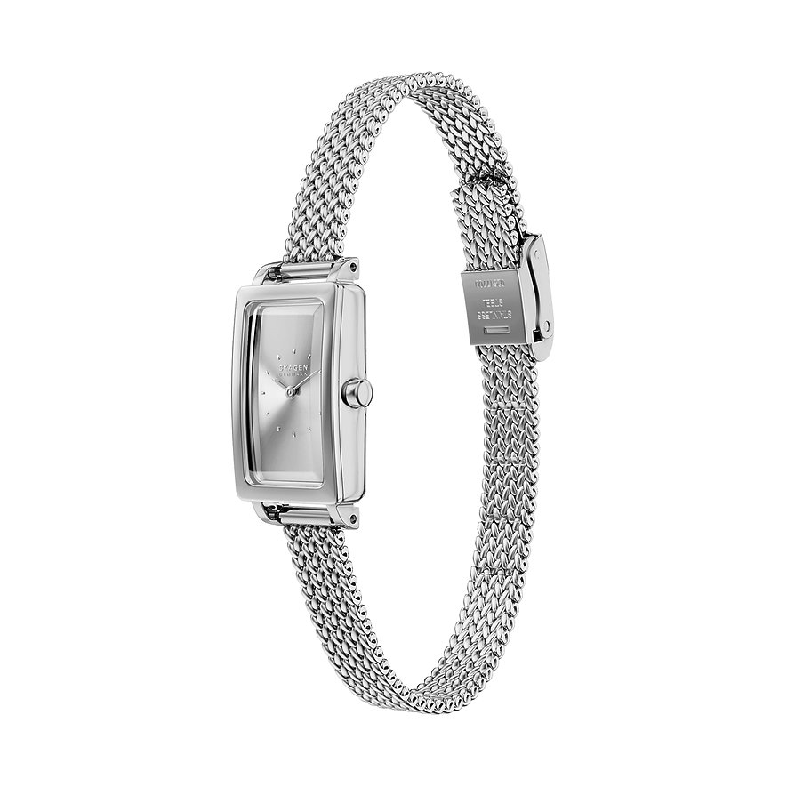 Skagen damklocka i rostfritt stål med rektangulär silverurtavla och finmaskigt Milanaise-armband.
