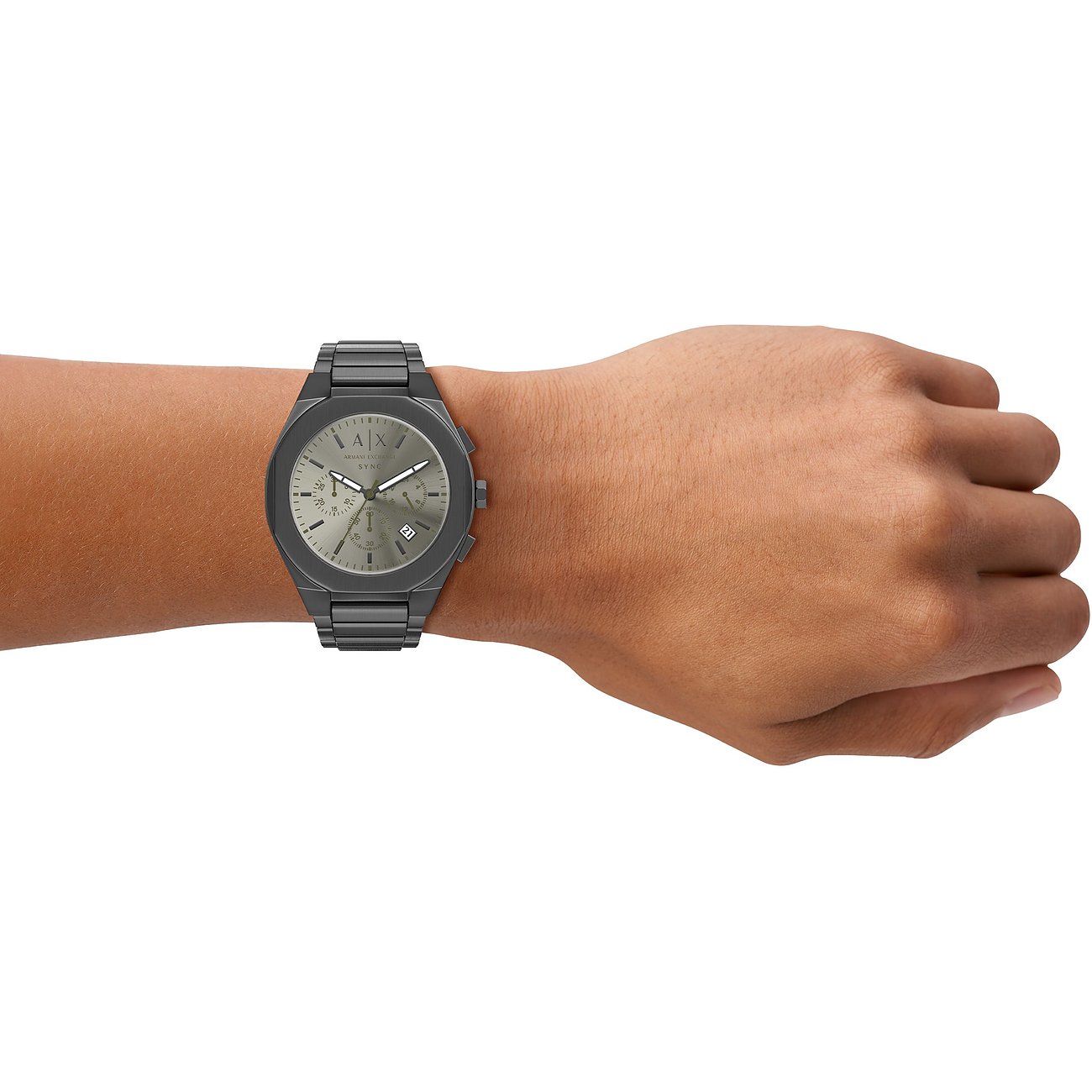 Am Handgelenk getragene Herrenuhr von Armani Exchange aus anthrazitfarbenem Edelstahl mit Chronograph.