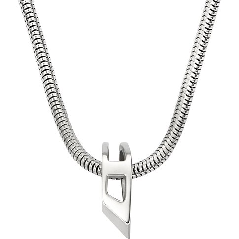 Diesel halsband i rostfritt stål med ormkedja och ett D-format hänge.