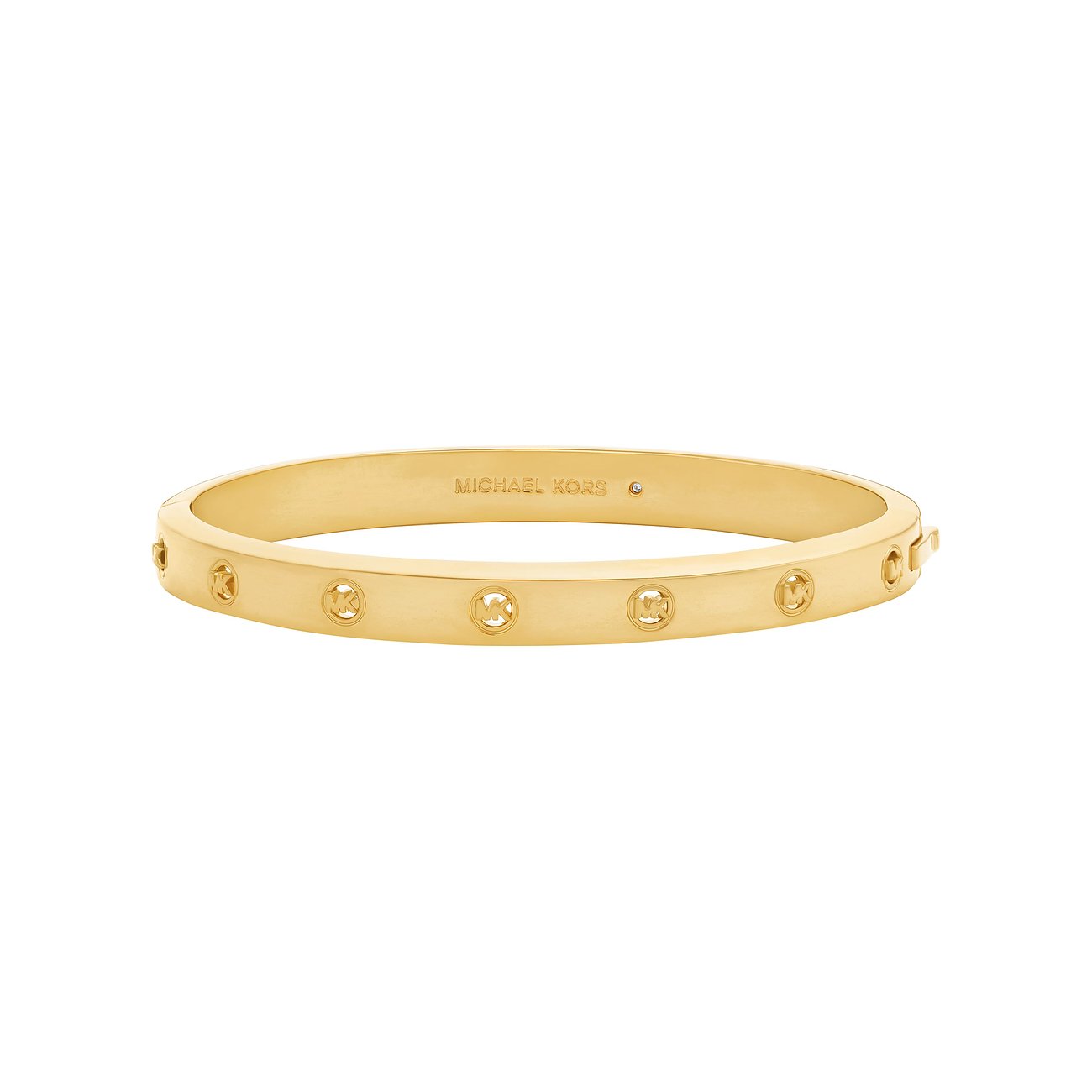 Bracelet jonc Michael Kors en métal doré, orné de logos MK gravés sur la face extérieure.