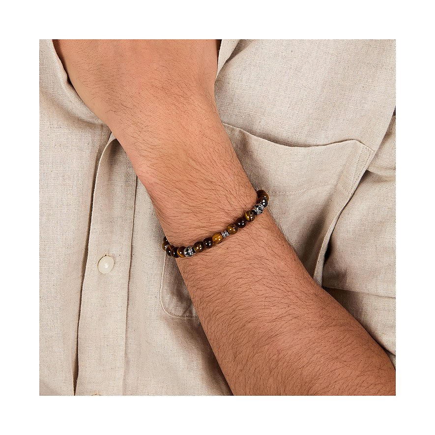 Morellato Armschmuck aus Edelstahl mit Tigerauge Farbsteinen am Handgelenk eines Mannes.