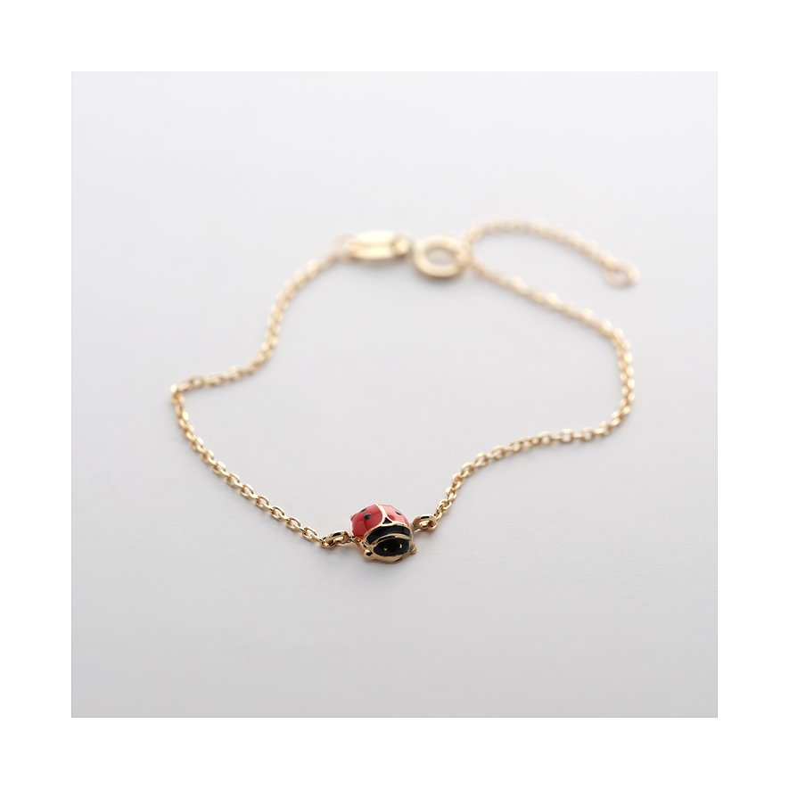 FAVS Little Friends Armschmuck aus 375er Gelbgold mit einem kleinen Marienkäfer-Anhänger.