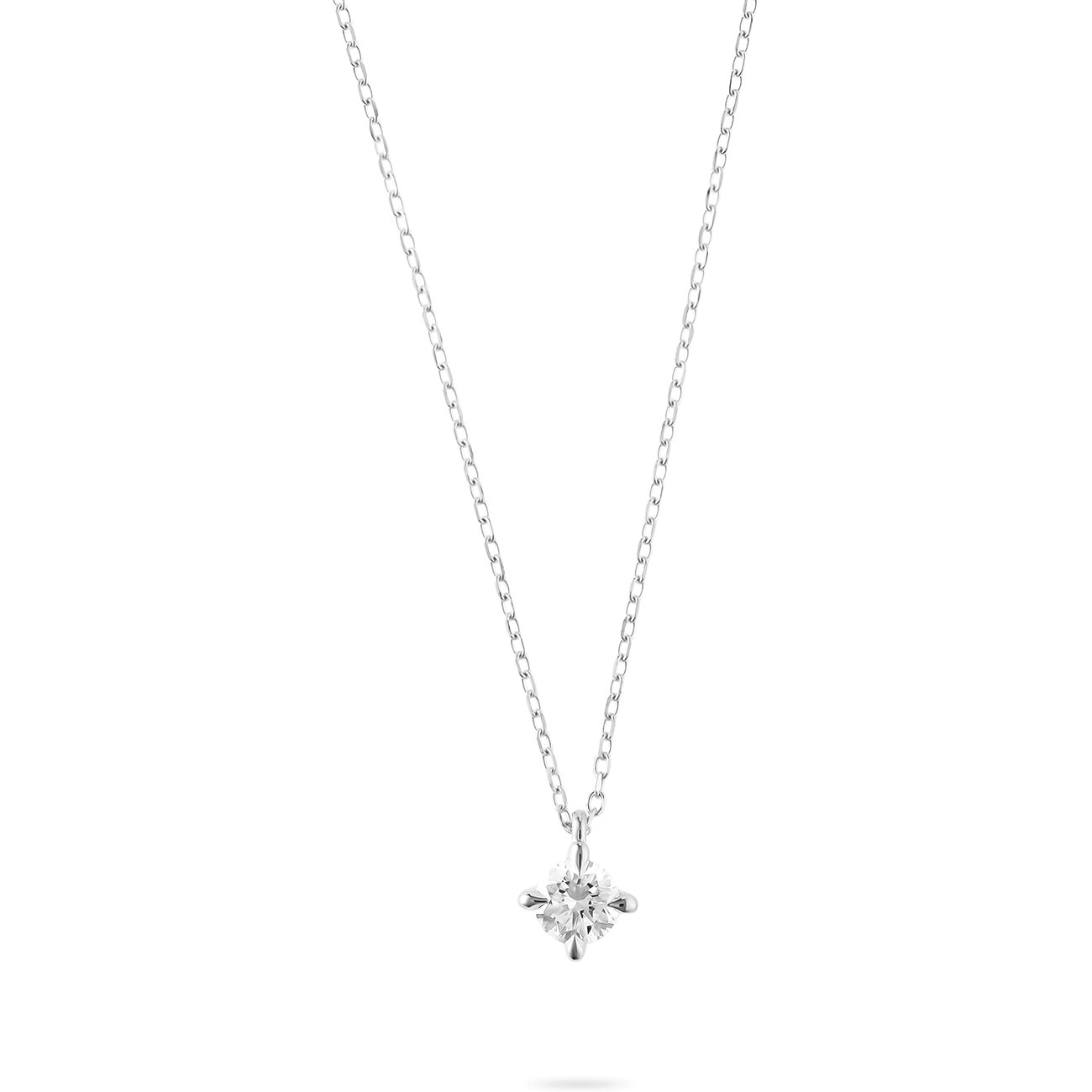CHRIST Halsschmuck aus 585er Weißgold, detailreiche Ansicht der filigranen Halskette mit einem einzelnen Diamanten.