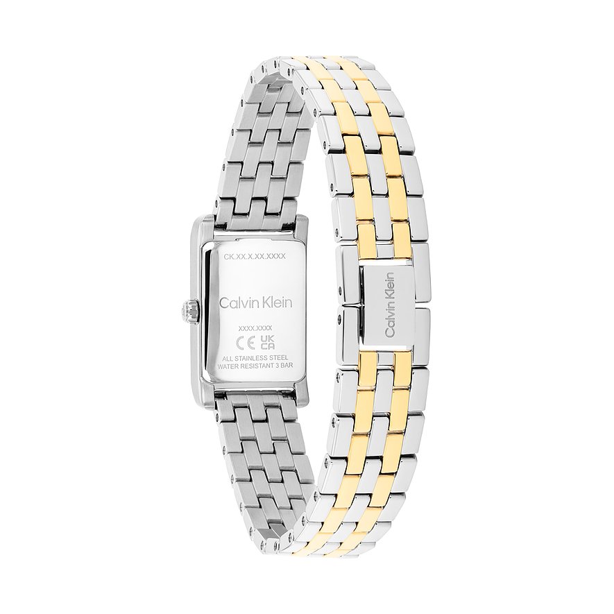Rückansicht der Calvin Klein Damenuhr aus Edelstahl mit rechteckigem Zifferblatt und silber-goldfarbenem Gliederarmband.