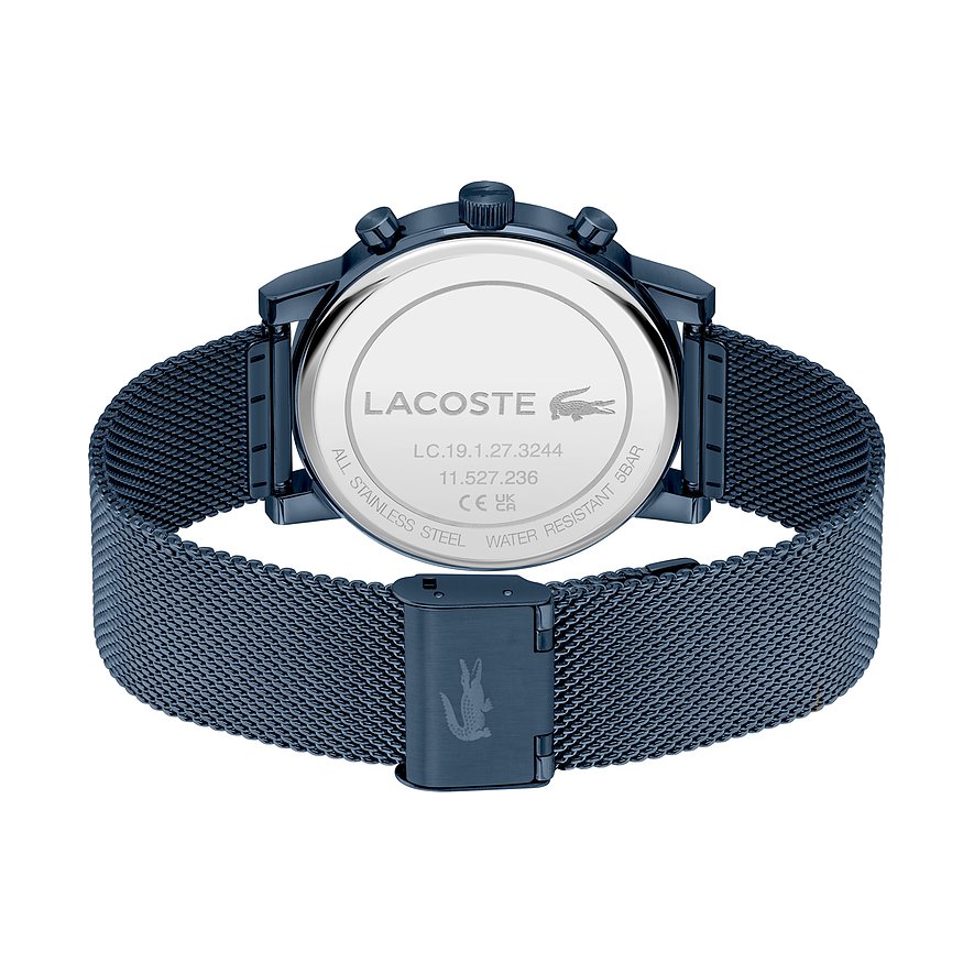 Achteraanzicht van het Lacoste herenhorloge met donkerblauwe kast en roestvrijstalen band met sluiting.