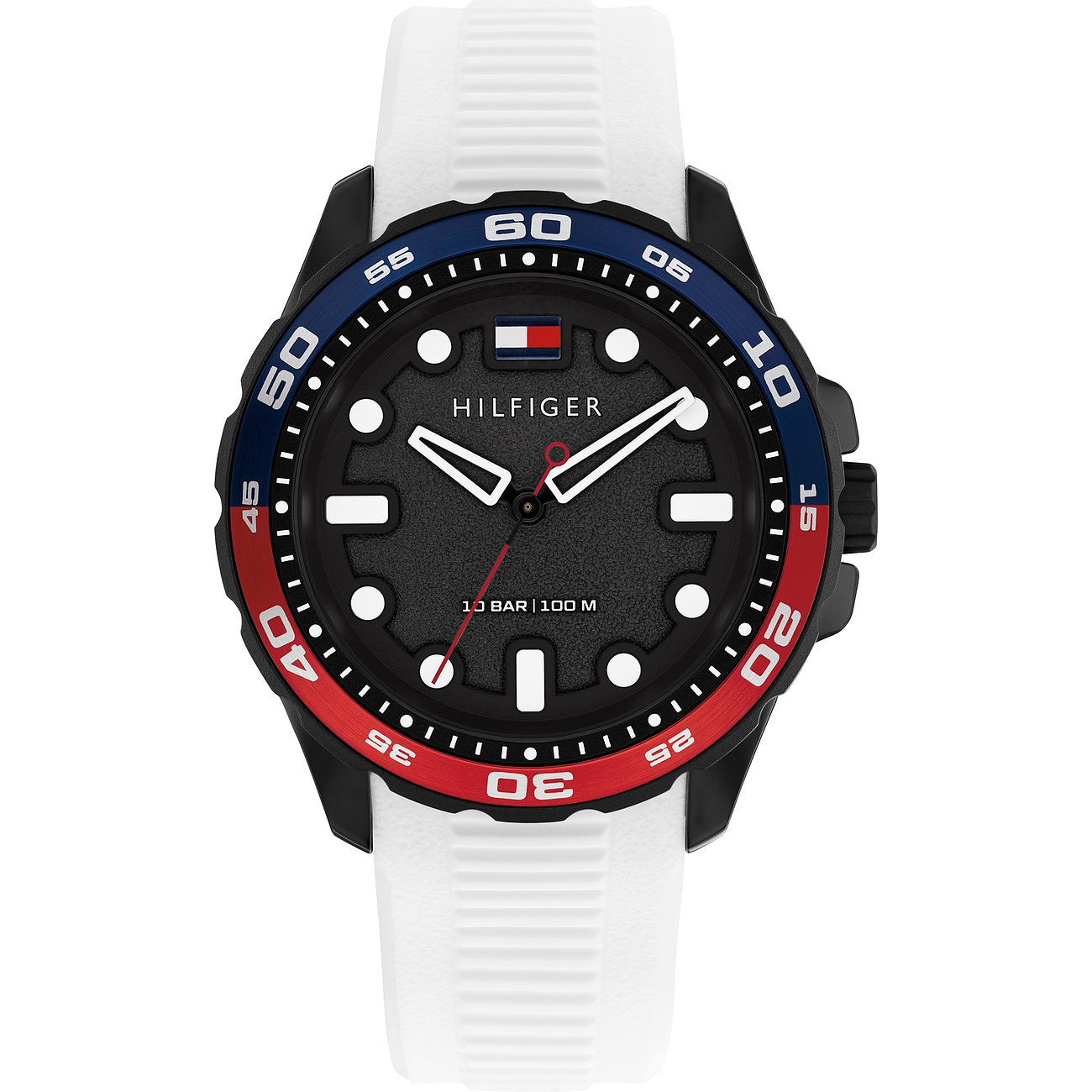 Tommy Hilfiger herenhorloge edelstaal & aluminium met witte band, zwarte wijzerplaat, en rode & blauwe accenten.