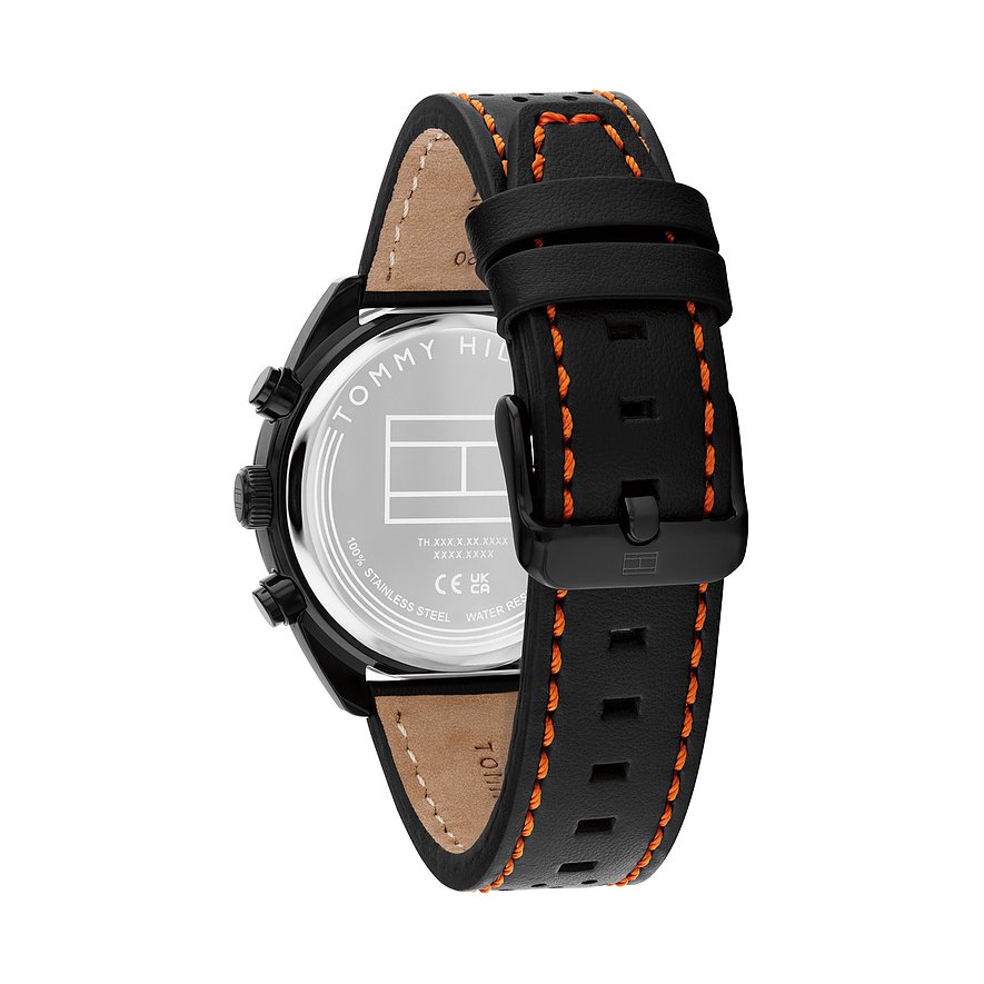 Achteraanzicht Tommy Hilfiger herenhorloge, roestvrij staal, met zwarte leren band en oranje stiksels.