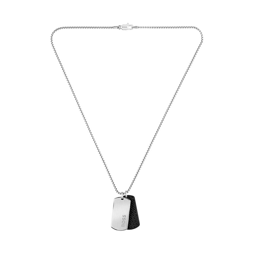 Boss ketting van roestvrij staal en leer, met twee dog tag hangers en Boss gravure aan de voorkant.