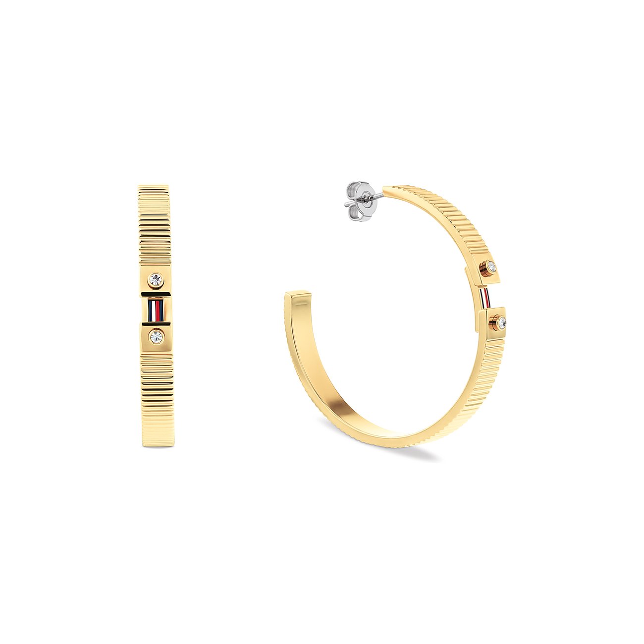 Tommy Hilfiger goldfarbene Edelstahl-Creolen mit Logo, gerillter Textur und Kristallen auf weißem Hintergrund.