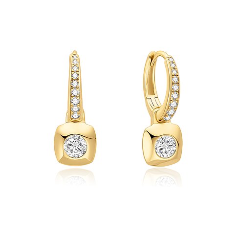 Ania Haie Ohrringe aus vergoldetem Silber mit Zirkonia, Nahaufnahme aus der Frontalsicht und der Seitenansicht.