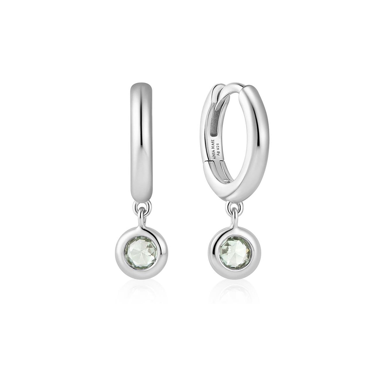 Ania Haie oorbellen van 925 zilver met ronde, lichtgroene zirkonia kleurstenen.