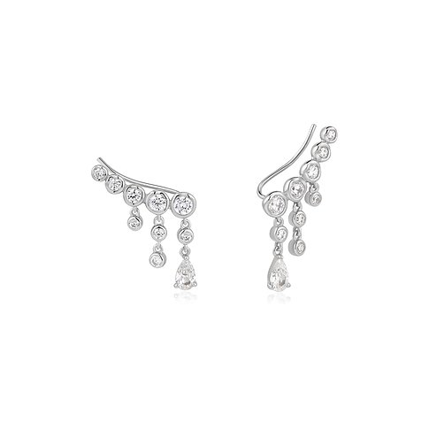 Et par Ania Haie øreringe i sterlingsølv med farvede zirkonia-sten, vist i en fritlagt visning.