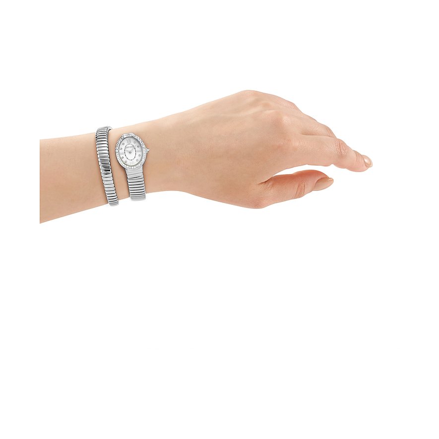 Just Cavalli Damenuhr aus poliertem Edelstahl mit ovalem Gehäuse, glänzenden Kristallen auf dem Zifferblatt, am Handgelenk, mit passendem Armband.