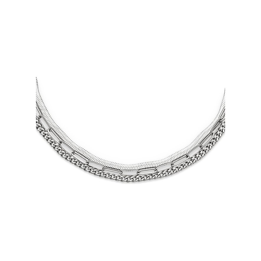 s.Oliver Armschmuck aus Edelstahl, bestehend aus drei filigranen, silbernen Ketten unterschiedlicher Gliederung.