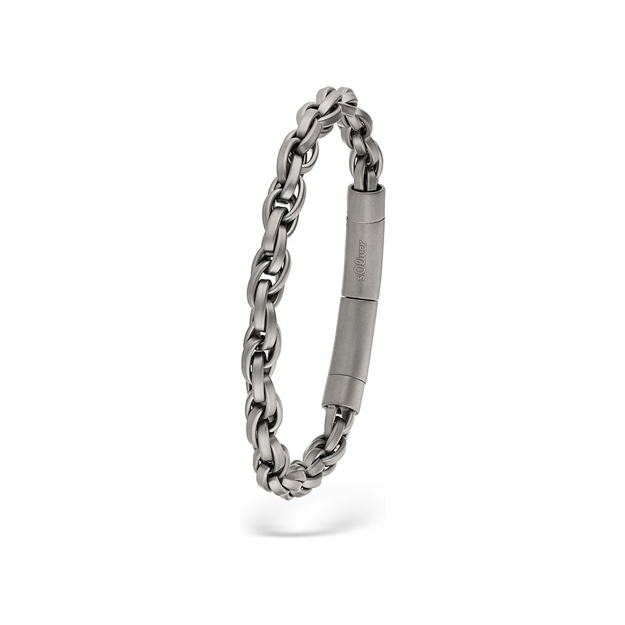 s.Oliver Armschmuck aus mattem Edelstahl mit breiter Gliederkette und magnetischem Verschluss.
