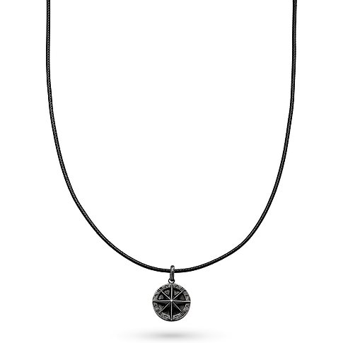 s.Oliver Halsschmuck mit einem eleganten Lederband und einem Anhänger aus Edelstahl.