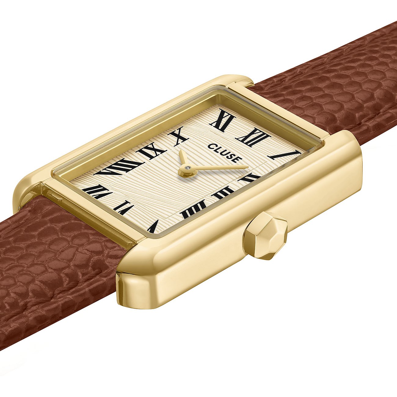 Nahaufnahme einer rechteckigen Cluse Damenuhr aus goldfarbenem Edelstahl mit hellbeigem Zifferblatt und braunem Lederarmband.
