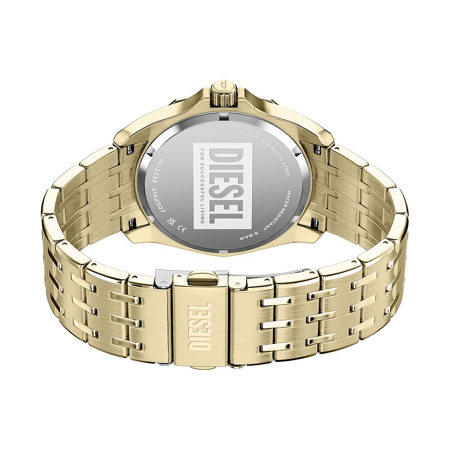 Rückansicht der Diesel Herrenuhr aus goldfarbenem Edelstahl mit eingraviertem Diesel-Logo und Produktinformationen.