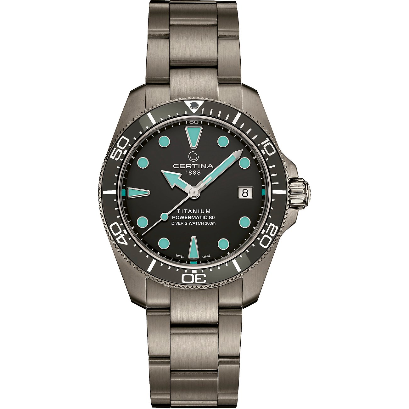 Certina Titanuhr, Vorderansicht. Mattes Titanarmband, schwarzes Zifferblatt mit aquablauen Akzenten und Datumsanzeige.