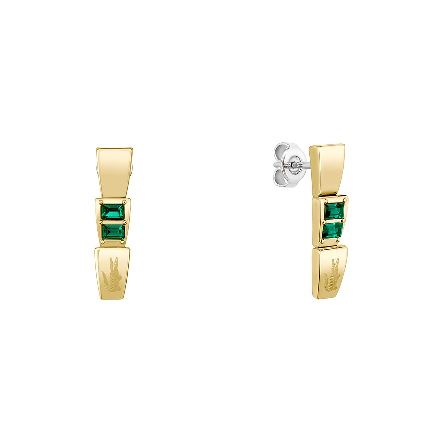 Zwei goldfarbene Lacoste Edelstahl Ohrringe mit jeweils zwei rechteckigen grünen Kristallen und Krokodil-Logo.