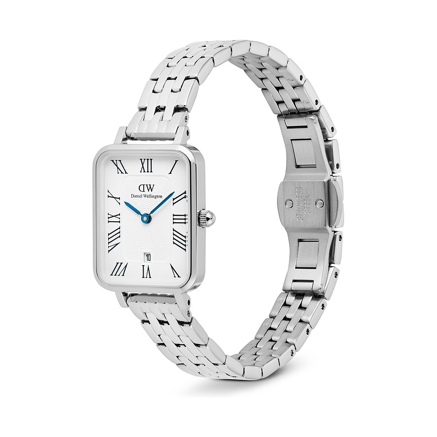Eine Daniel Wellington Damenuhr aus silberfarbenem Edelstahl mit rechteckigem Zifferblatt und römischen Zahlen.