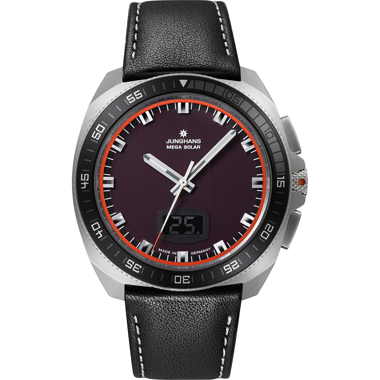 Junghans MEGA SOLAR Herrenuhr aus silberfarbenem Edelstahl mit schwarzem Lederarmband und dunklem Zifferblatt.